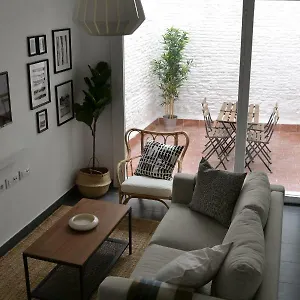 Tu Patio En Apartamento Sevilla